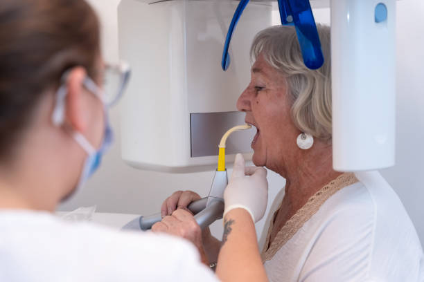 Best Dentist for Tooth Abscess  in University Park, IL